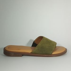 The Flexx Green Suede Thong Sandal *** runs small